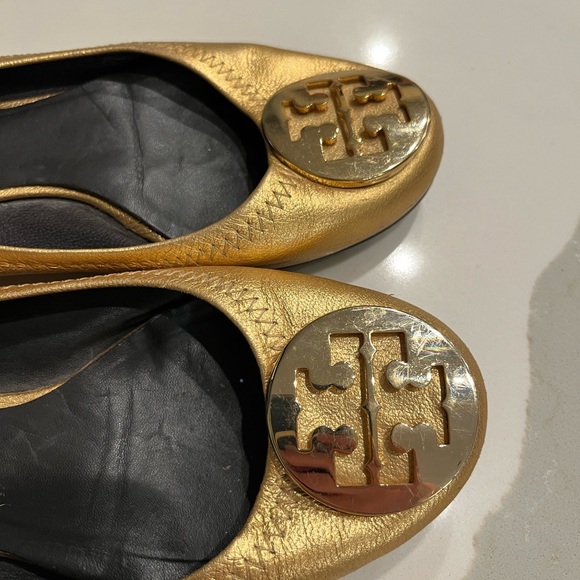 Tory Burch, gold ballet flats - Picture 2 of 10